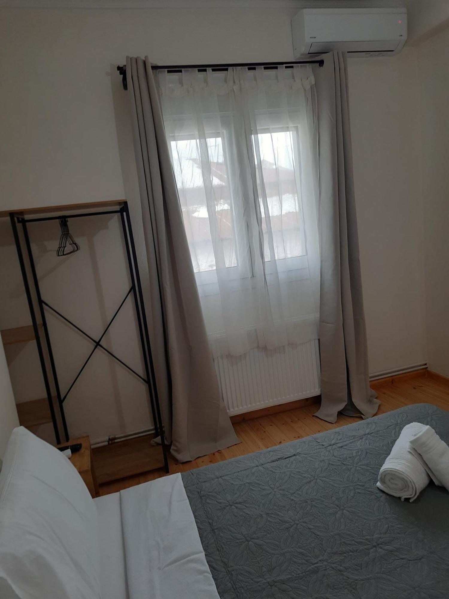 Akis Place Apartment