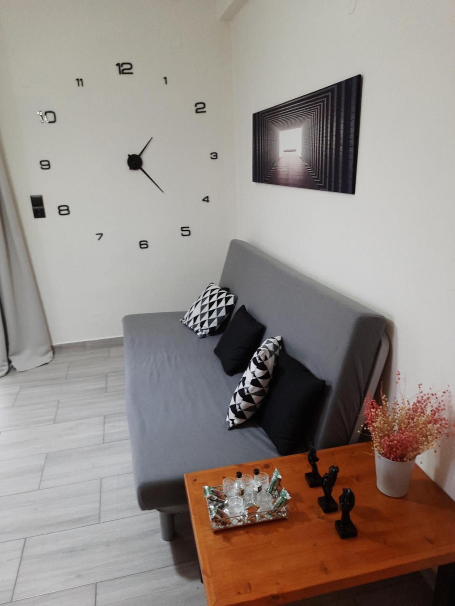 Akis Place Apartment